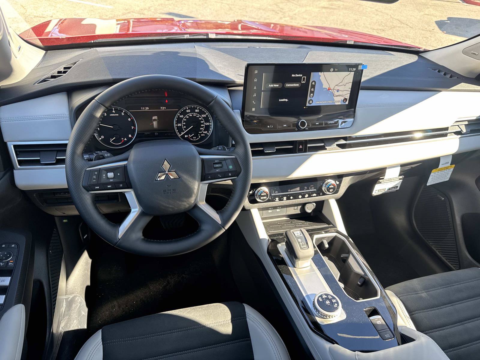 New 2026 Mitsubishi Outlander SE FWD image 7