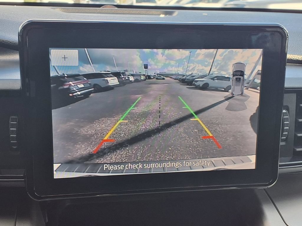 Used 2021 Ford Explorer XLT RWD image 5