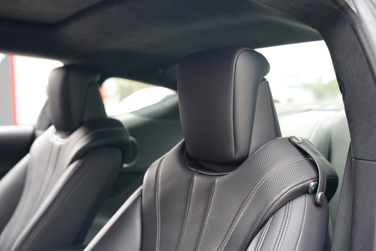 Used 2018 Lexus LC 500 Coupe w/ Touring Package image 18