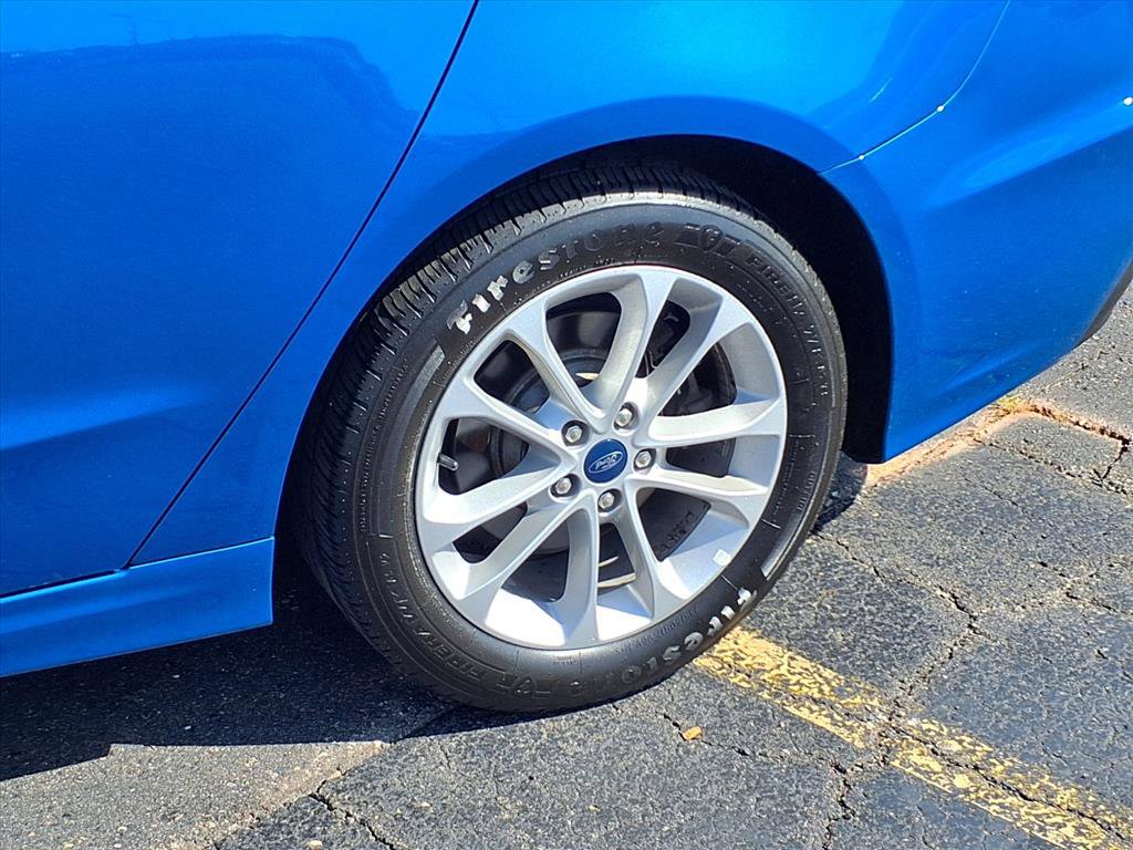 Used 2020 Ford Fusion SE image 24