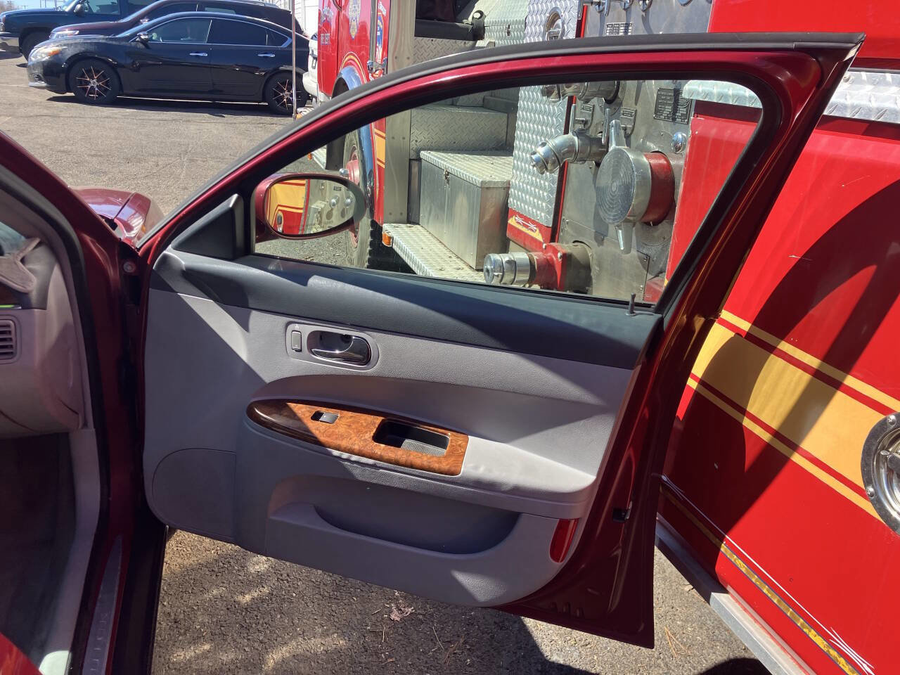 Used 2005 Buick LaCrosse CX w/ Silver Convenience Package image 21