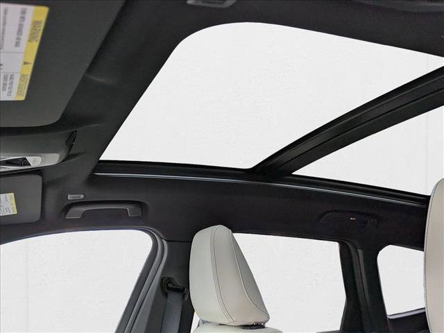 Used 2026 BMW X1 xDrive28i w/ Technology Package image 15