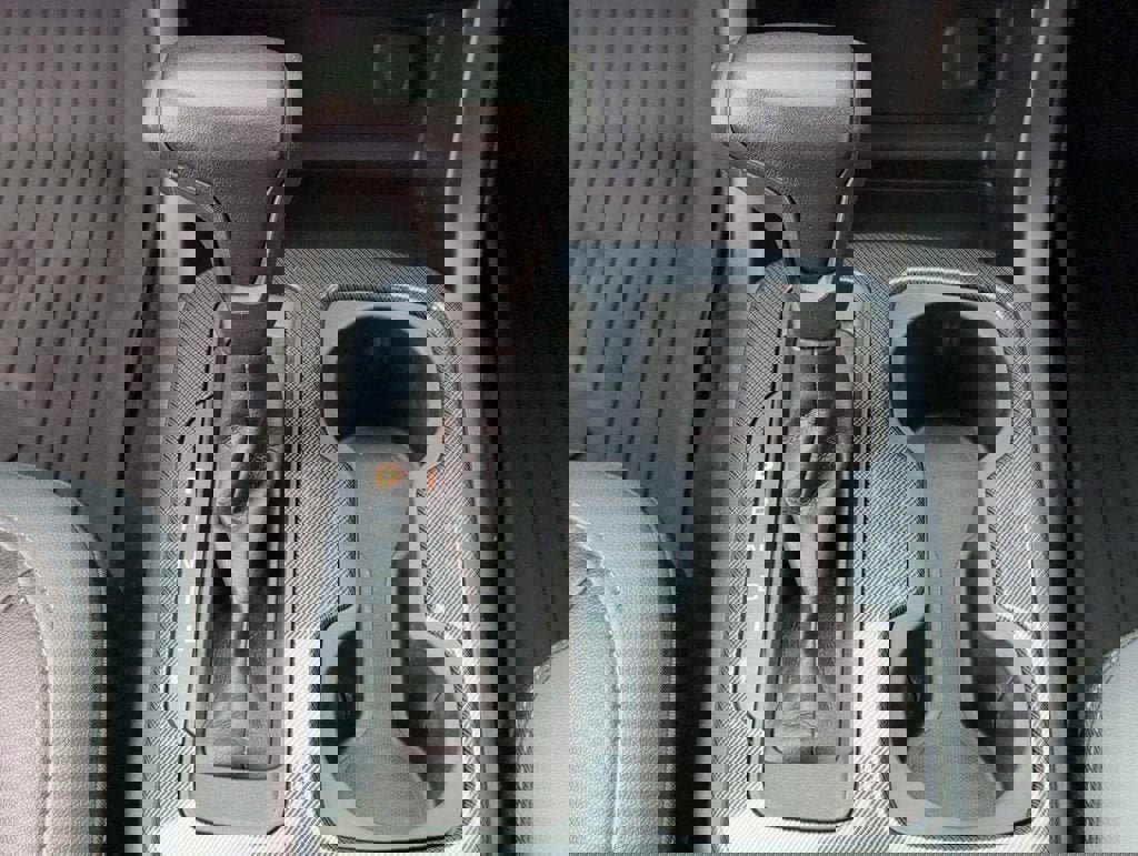 Used 2018 Chevrolet Colorado Z71 image 22