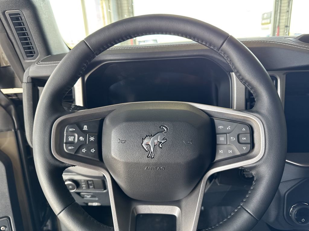 New 2025 Ford Bronco Outer Banks image 28