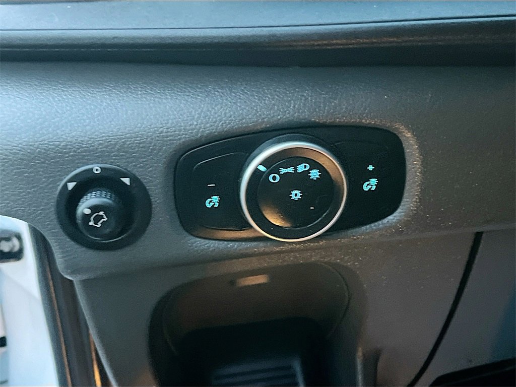 Used 2020 Ford Transit 250 Medium Roof w/ Load Area Protection Package image 10