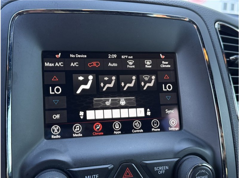 Used 2019 Dodge Durango GT image 48