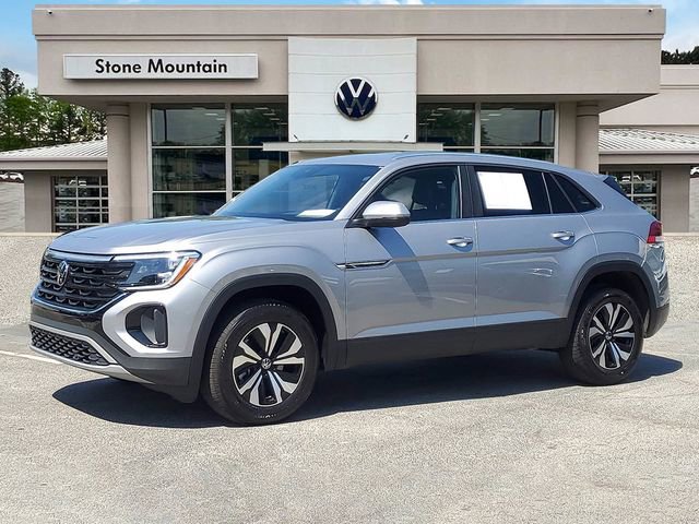 Certified 2025 Volkswagen Atlas Cross Sport SE image 1