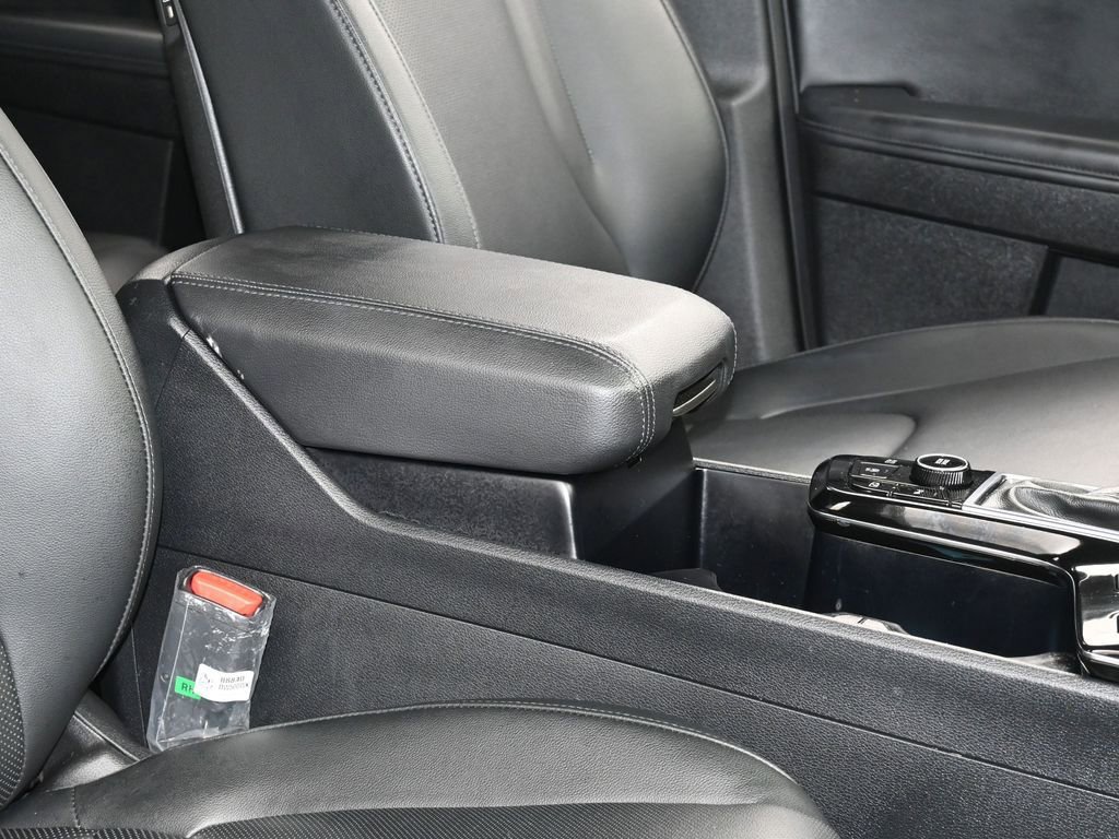 Used 2025 Kia Sportage EX image 44