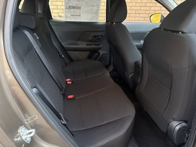 New 2025 Nissan Kicks S image 19