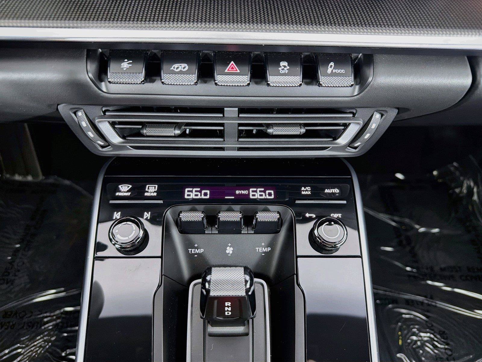 Certified 2022 Porsche 911 Turbo S AWD/4WD image 22