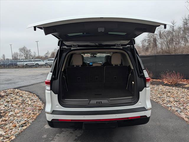 Used 2022 Lincoln Navigator Reserve image 26