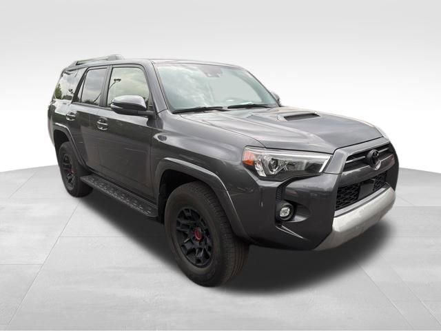 Used 2022 Toyota 4Runner TRD Off-Road Premium w/ TRD Black Wheel Package (TMS) AWD/4WD image 3