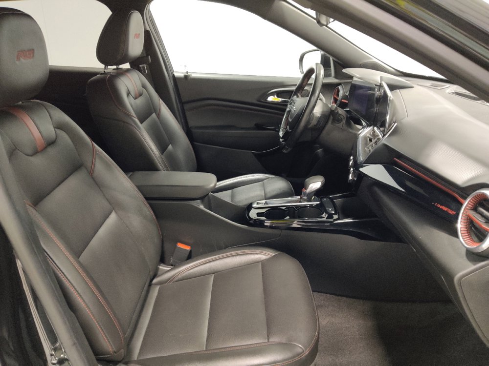 Used 2025 Chevrolet Trax RS w/ Driver Confidence Package FWD image 21