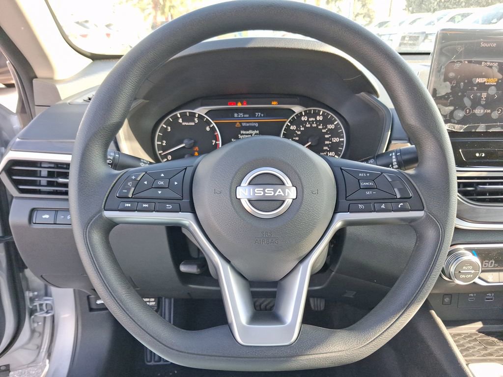 Used 2025 Nissan Altima 2.5 SV w/ SV Special Edition Package image 18