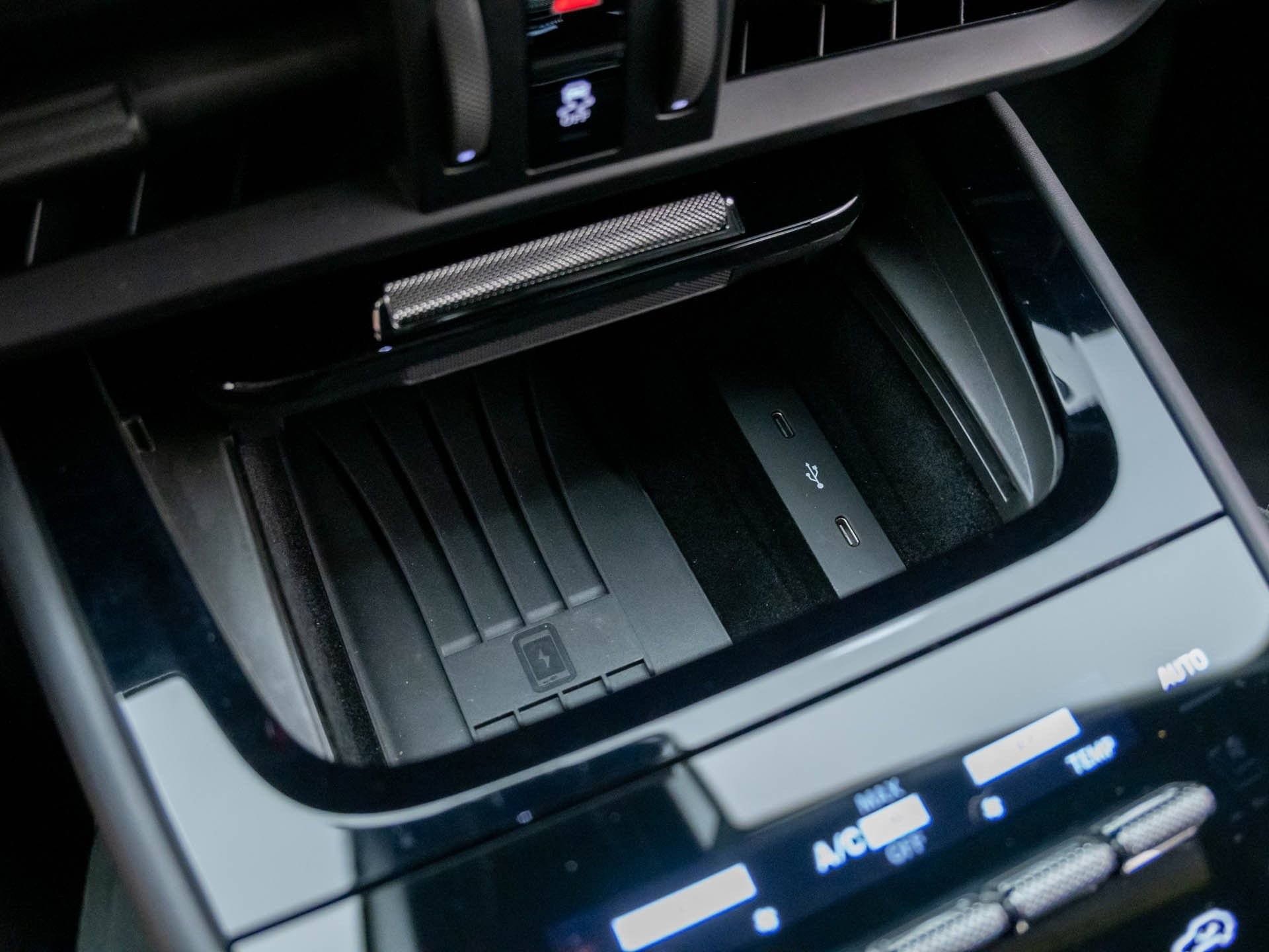 Used 2024 Porsche Cayenne Turbo GT image 23