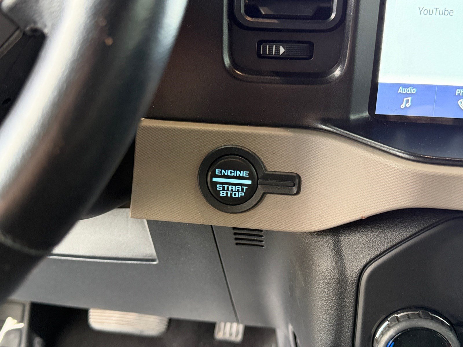 Used 2022 Ford Bronco Wildtrak AWD/4WD image 28