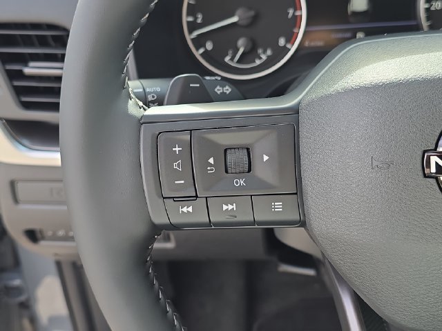 New 2027 Nissan Rogue Dark Armor FWD image 31