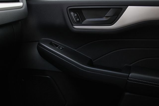 Used 2022 Ford Escape SE w/ Convenience Package image 21