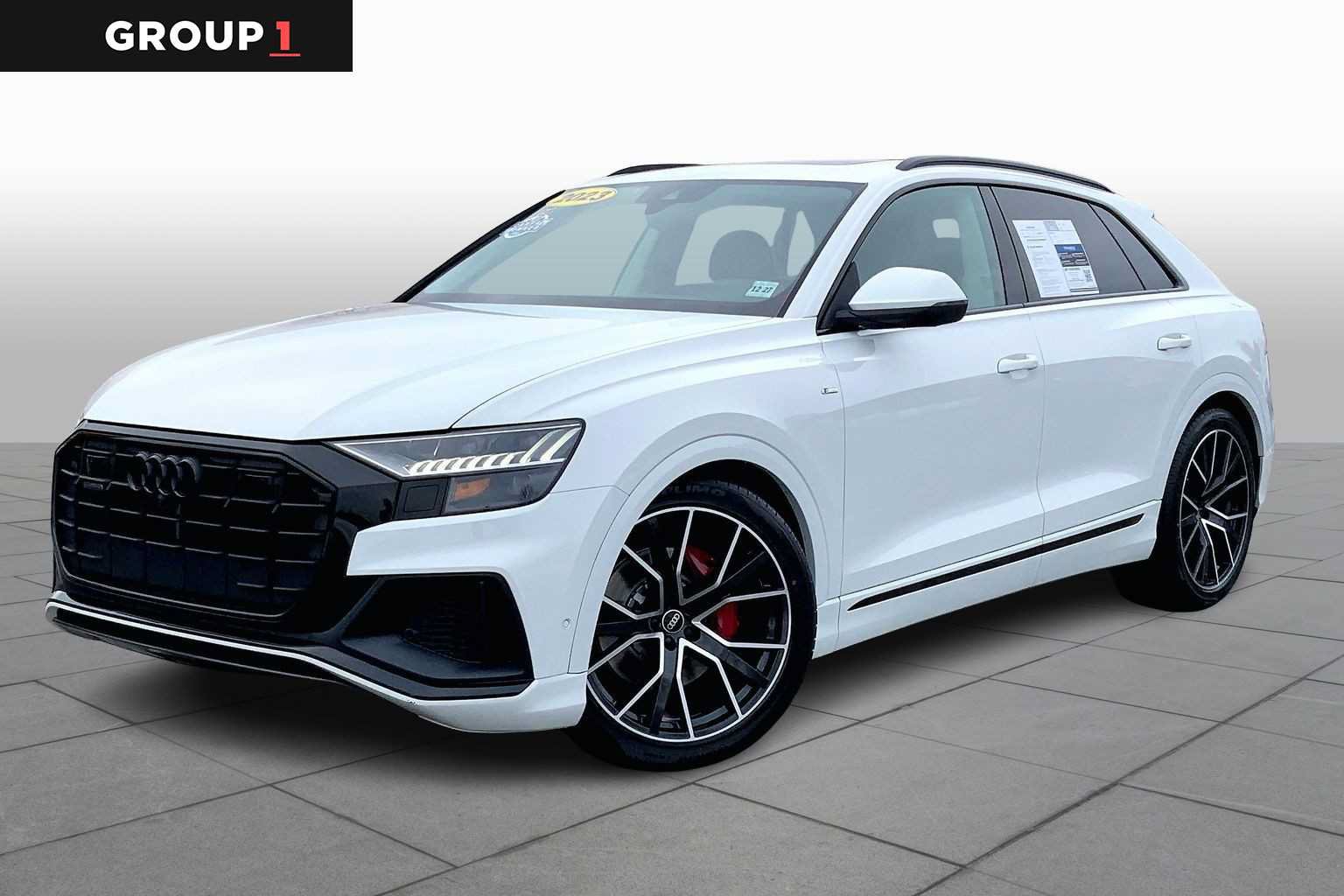 Used 2023 Audi Q8 Prestige w/ Prestige Package AWD/4WD image 1