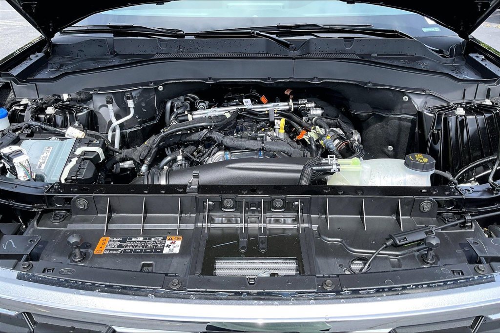 New 2026 Ford Explorer Active RWD image 11