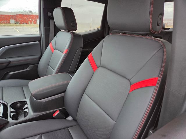 Used 2024 Chevrolet Colorado Z71 w/ Z71 Convenience Package 2 image 12