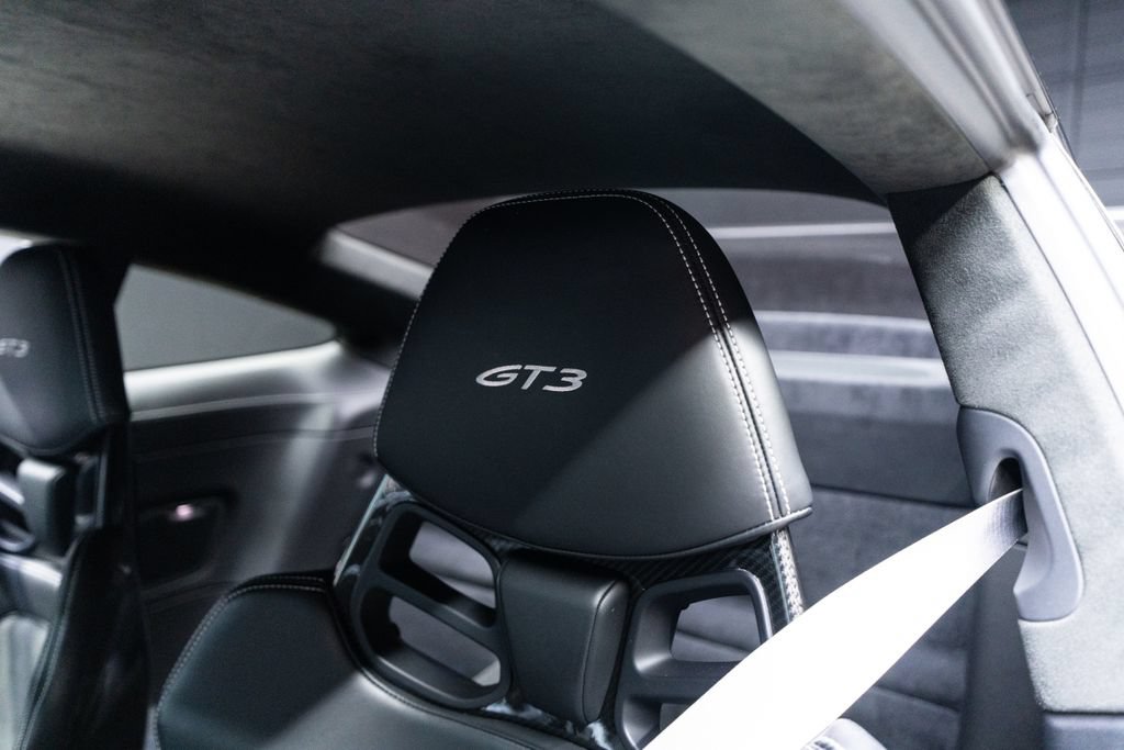 Used 2022 Porsche 911 GT3 RWD image 34