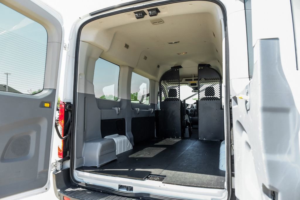 Used 2015 Ford Transit 150 XLT image 49