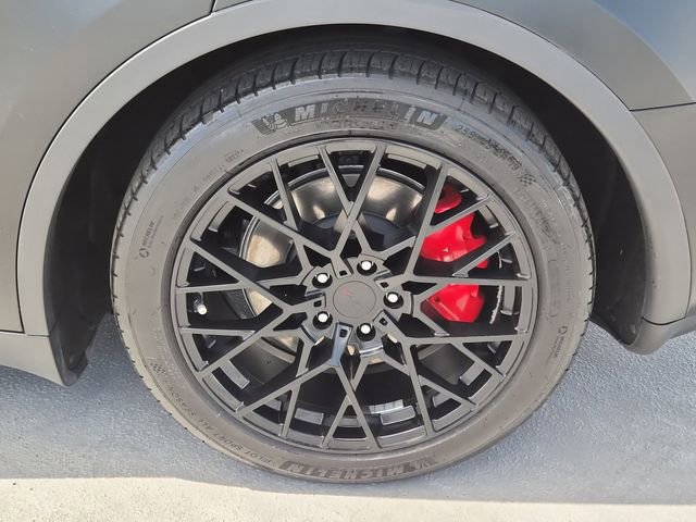 Used 2020 Tesla Model Y Performance image 11