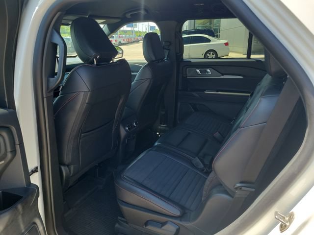 New 2026 Ford Explorer ST-Line w/ Premium Package RWD image 13