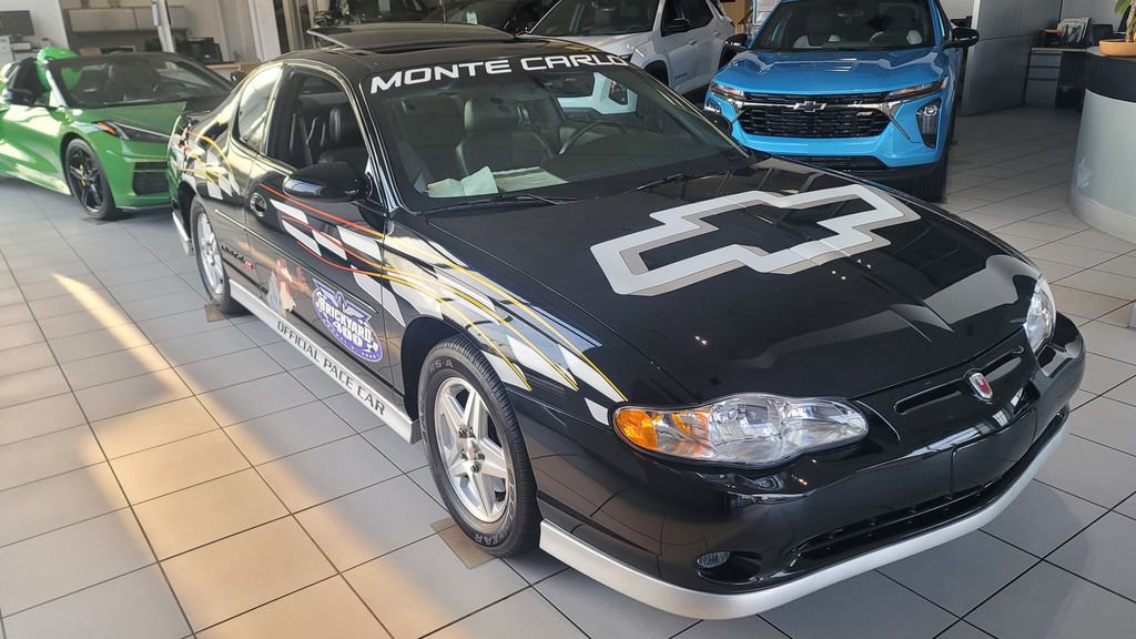 Used 2001 Chevrolet Monte Carlo SS w/ Preferred Equipment Group image 2