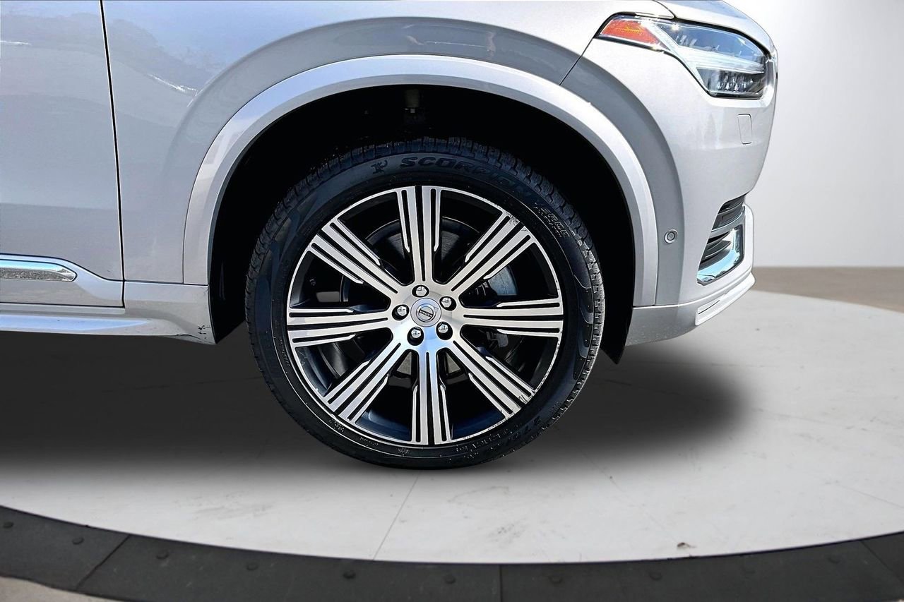 Used 2024 Volvo XC90 B5 Plus image 34