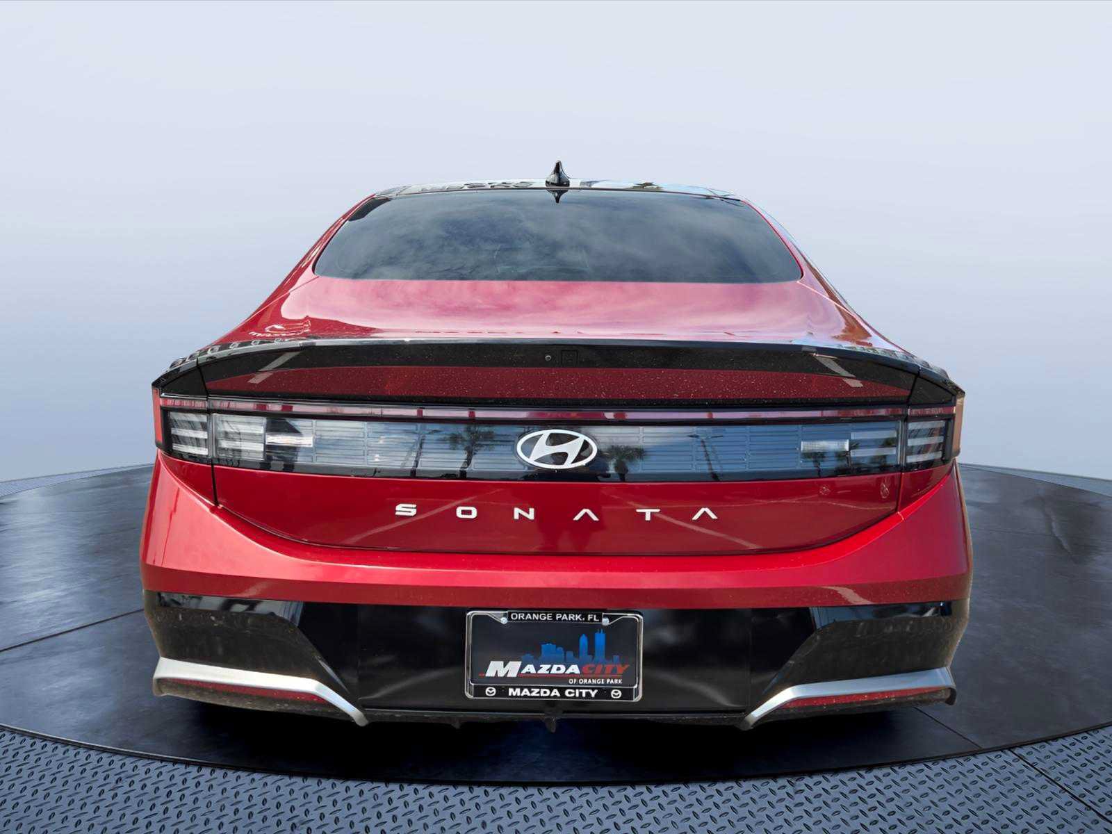 Used 2024 Hyundai Sonata SEL w/ Convenience Package FWD image 7