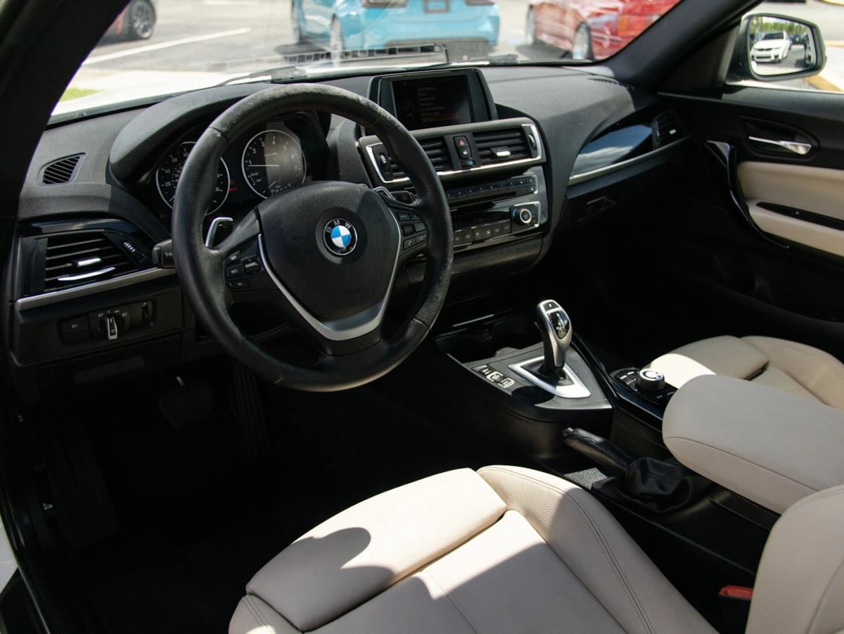 Used 2017 BMW 230i Coupe RWD image 17