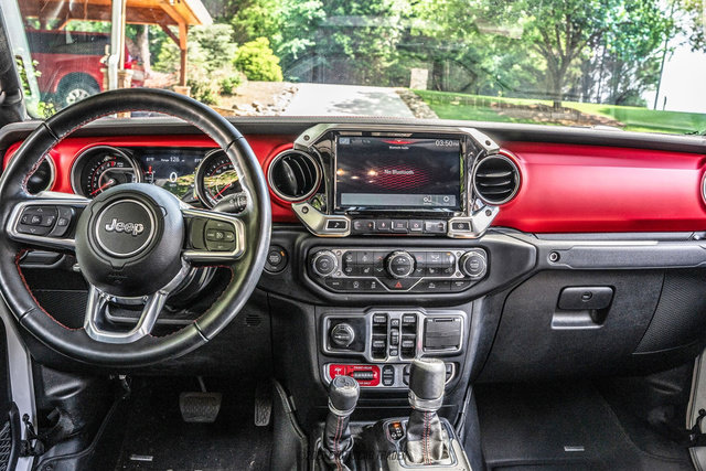 Used 2022 Jeep Gladiator Rubicon w/ LED Lighting Group AWD/4WD image 70