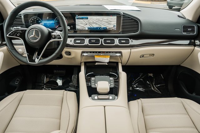 New 2026 Mercedes-Benz GLS 450 4MATIC image 21