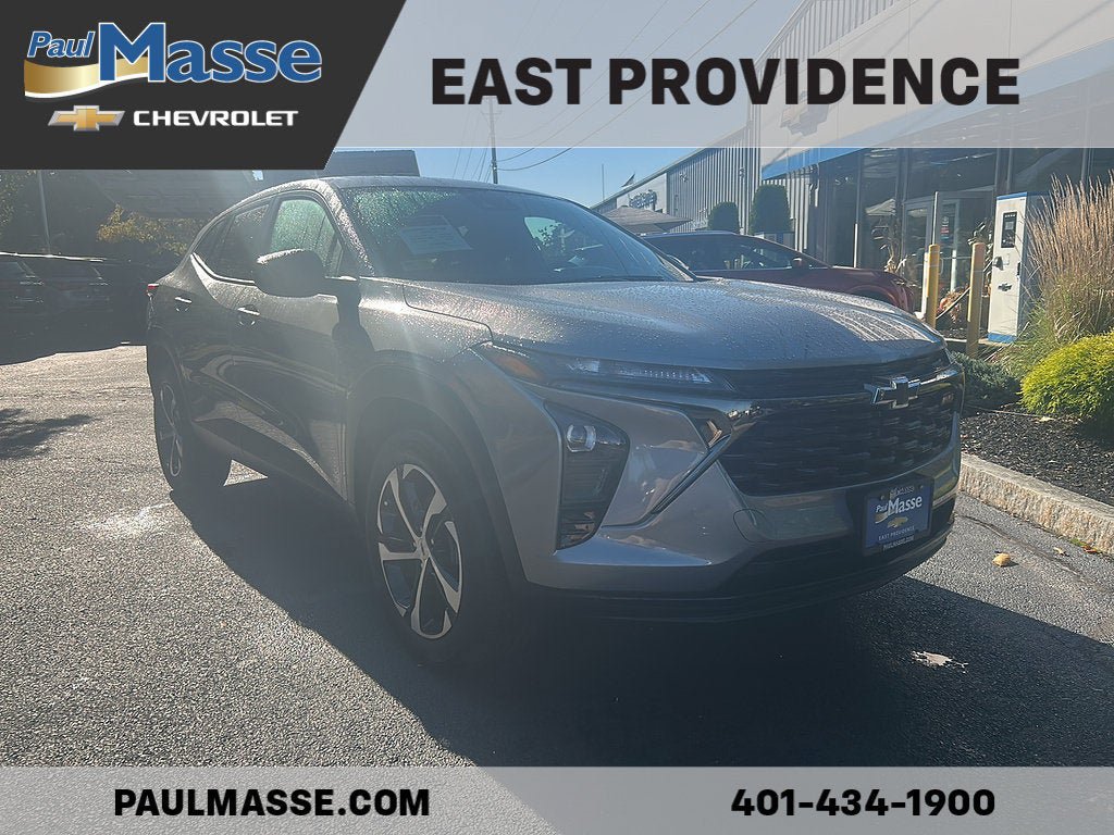 Certified 2024 Chevrolet Trax RS w/ Driver Confidence Package FWD image 3