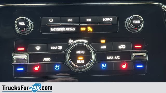 Used 2018 Lincoln Navigator L Reserve w/ Technology Package AWD/4WD image 19