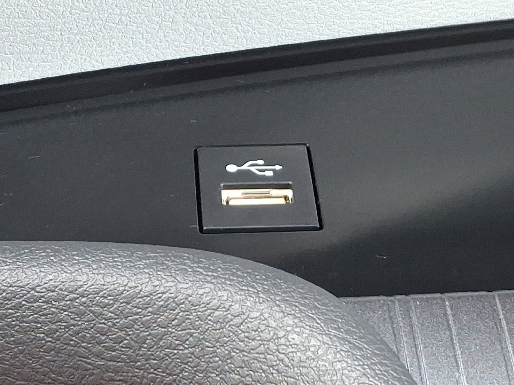 Certified 2026 Toyota Sienna XLE FWD image 28