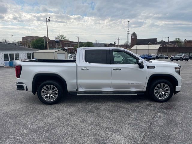 Used 2023 GMC Sierra 1500 Denali w/ Technology Package image 4