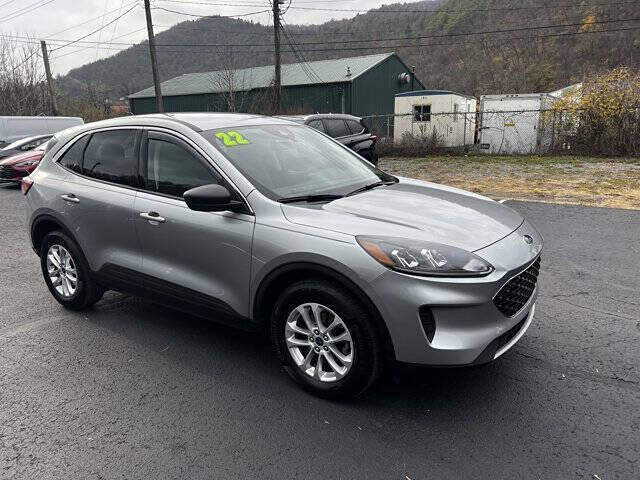Used 2022 Ford Escape SE w/ Convenience Package