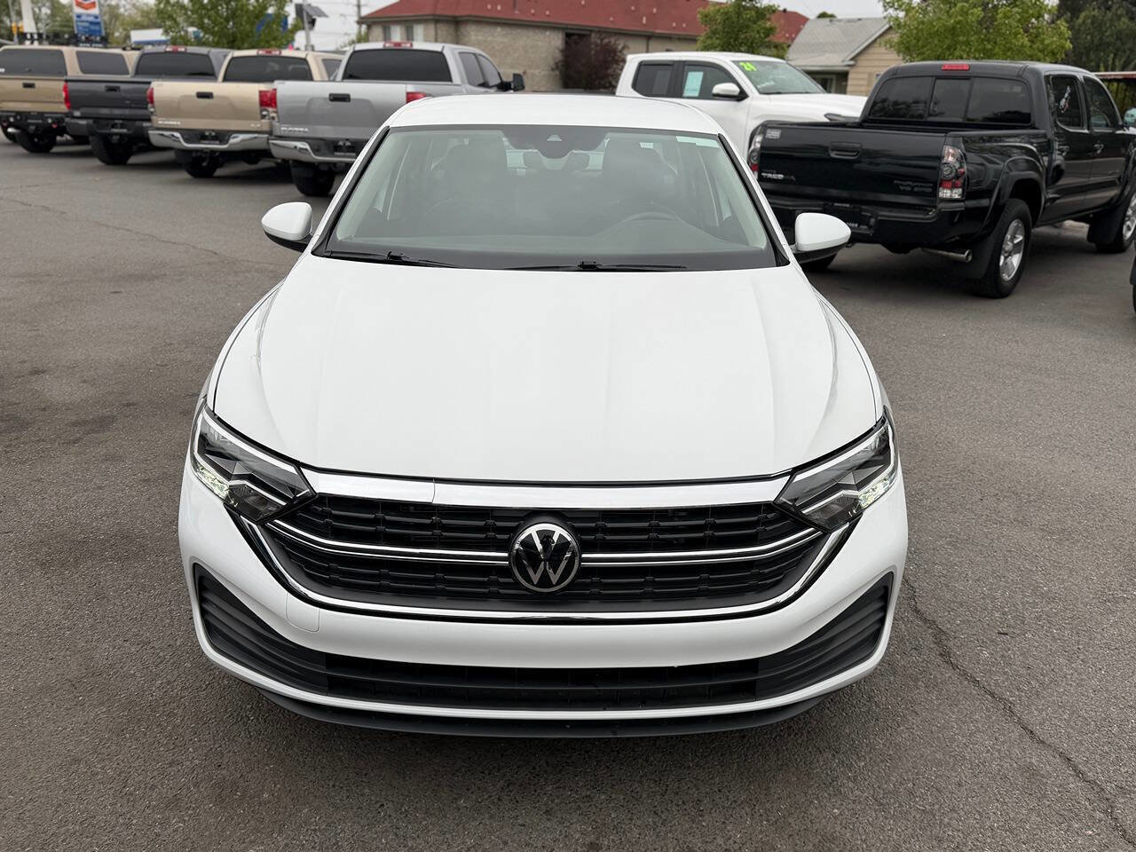 Used 2023 Volkswagen Jetta S image 12