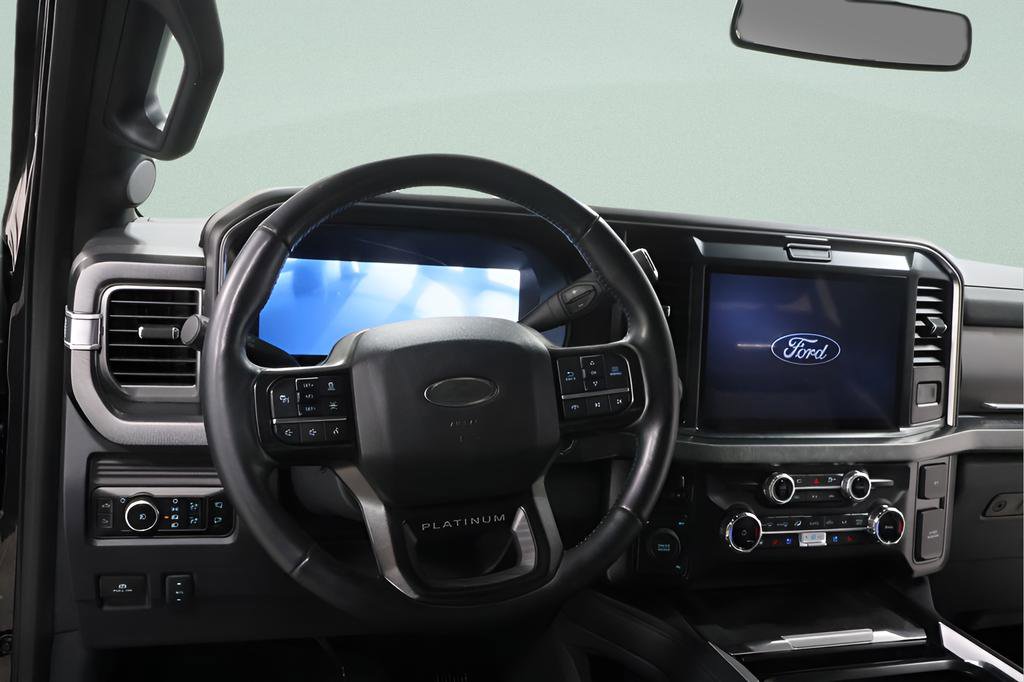 Used 2025 Ford F450 Platinum AWD/4WD image 9