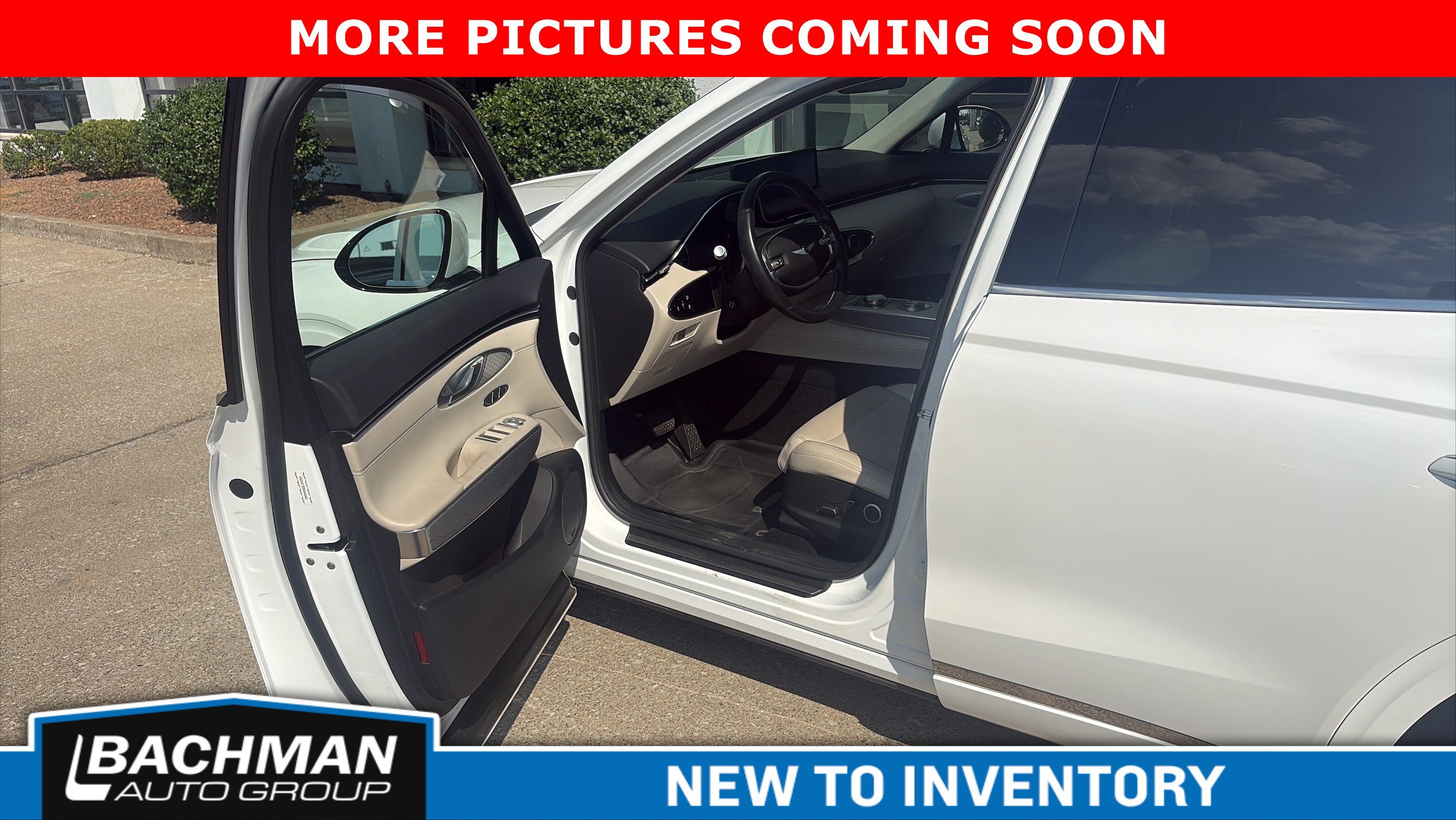 Used 2022 Genesis GV70 2.5T w/ Advanced Package AWD/4WD image 6