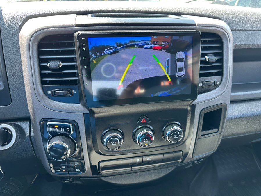 Used 2018 RAM 1500 Express AWD/4WD image 19