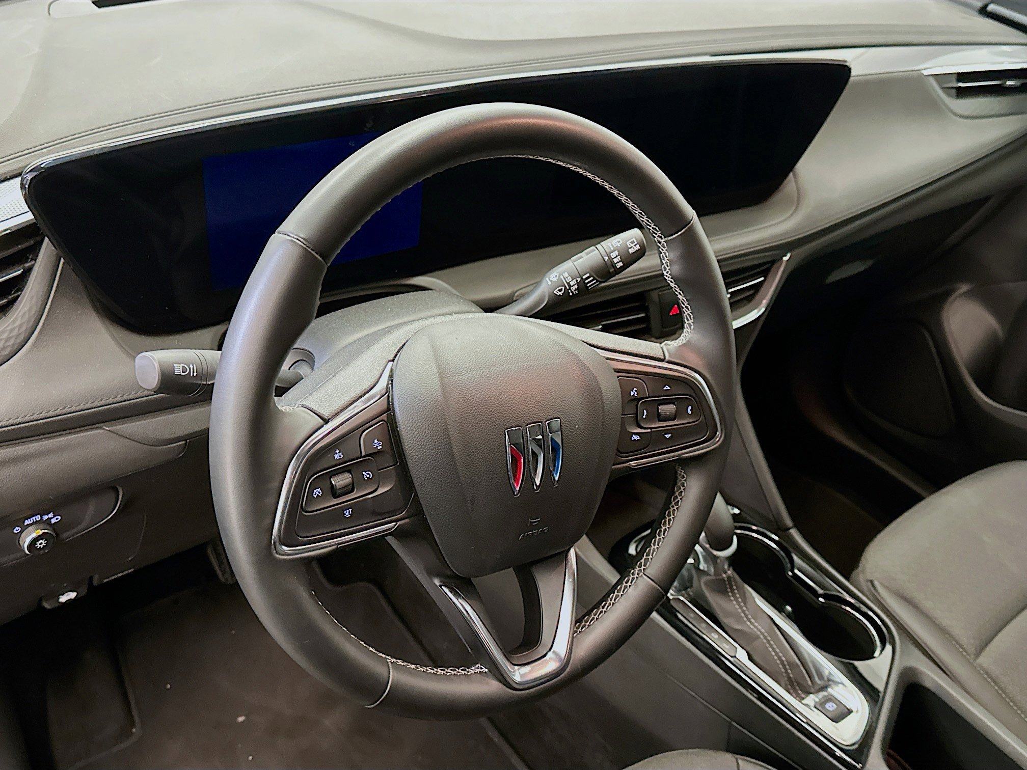 Used 2025 Buick Encore GX Preferred image 18