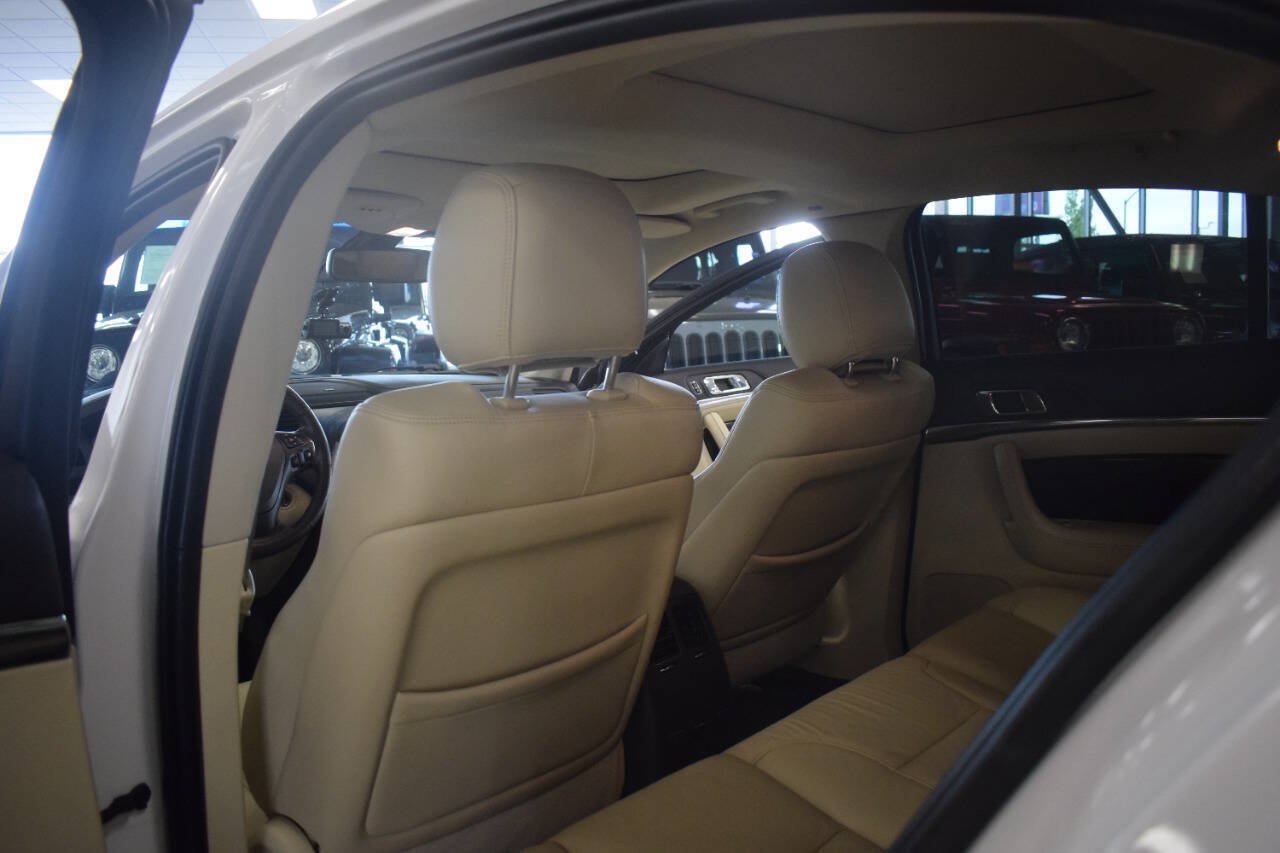 Used 2013 Lincoln MKS AWD image 57