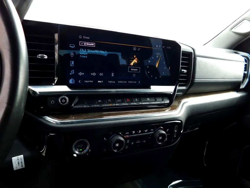 Used 2024 Chevrolet Silverado 1500 LT w/ Protection Package image 18