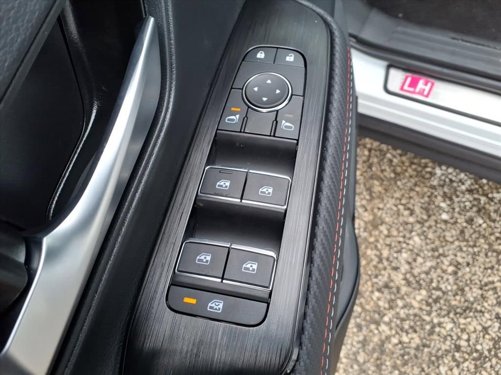 New 2026 Nissan Kicks SR w/ SR Premium Package image 22