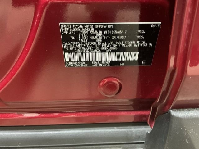 Used 2018 Toyota RAV4 XLE w/ Plus Extra Value Package image 23