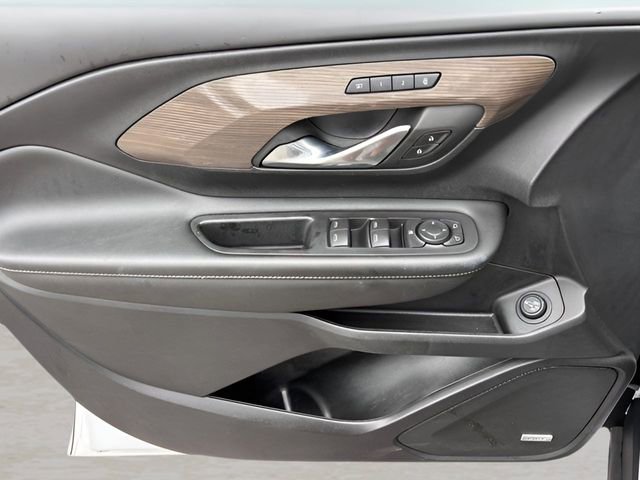 Used 2023 GMC Terrain Denali image 6